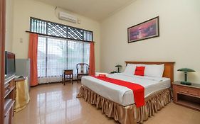 Reddoorz Near Transmart Pangkal Pinang